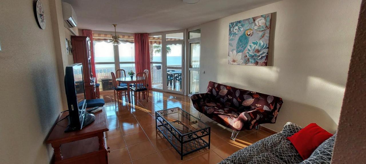 Première ligne de mer Roquetas de Mar Extérieur photo